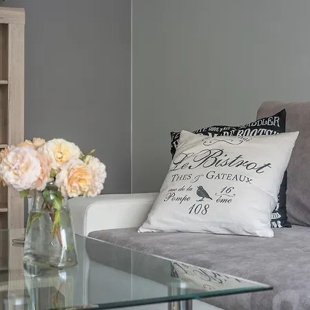 Apartament Przy Parku 2 *